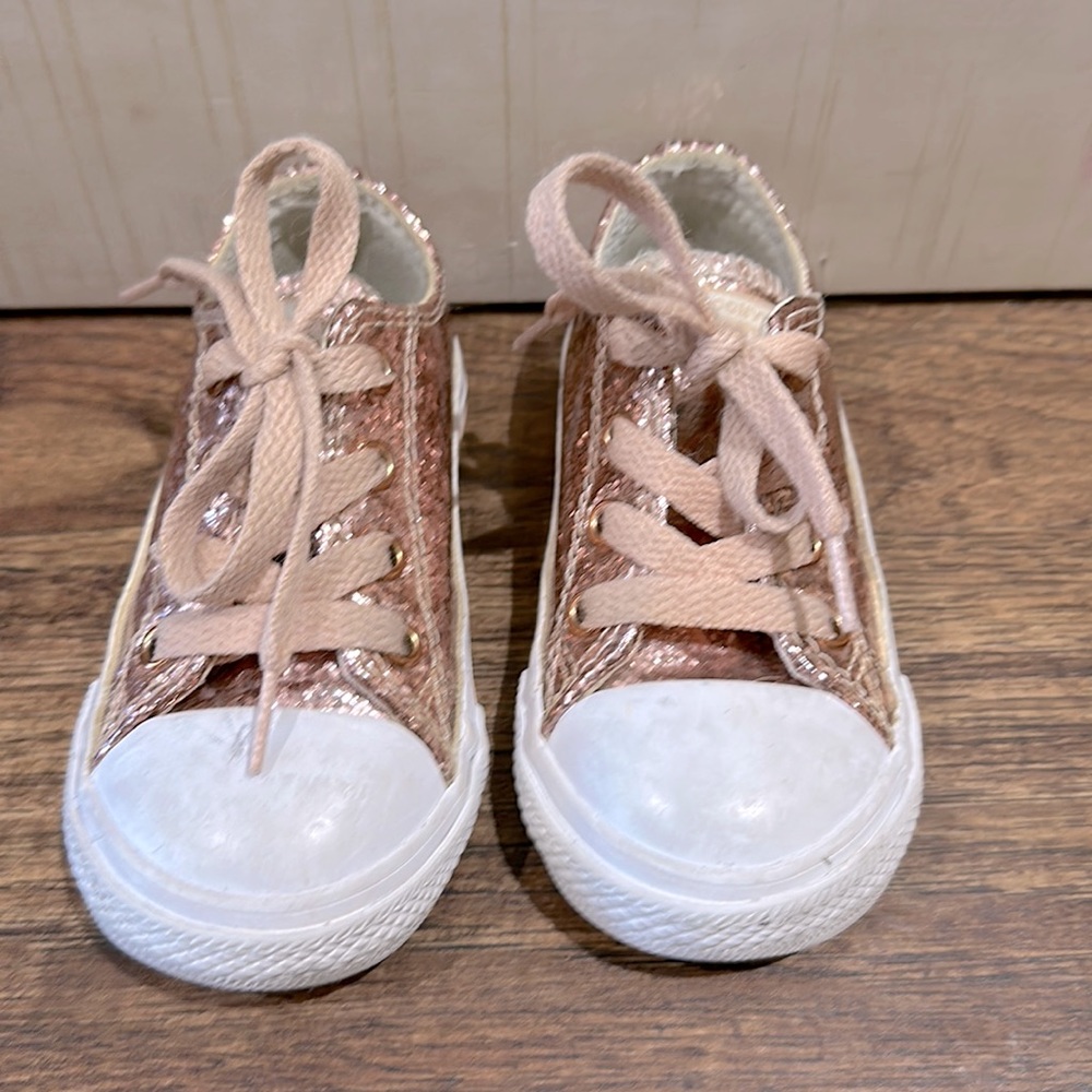 Rose gold glitter converse